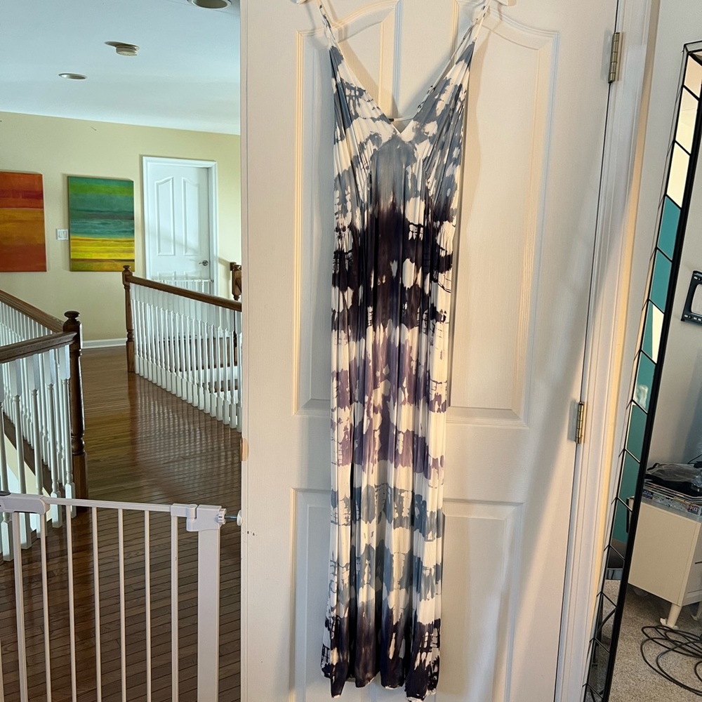 Elegant Purple and White Dress